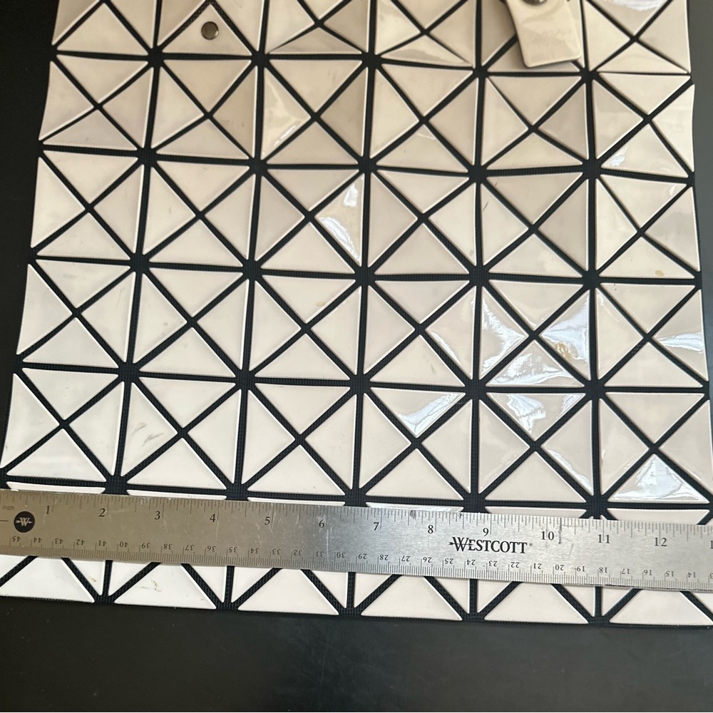 BAOBAO Geometric Patterned Tote Bag - Picture 3 of 6